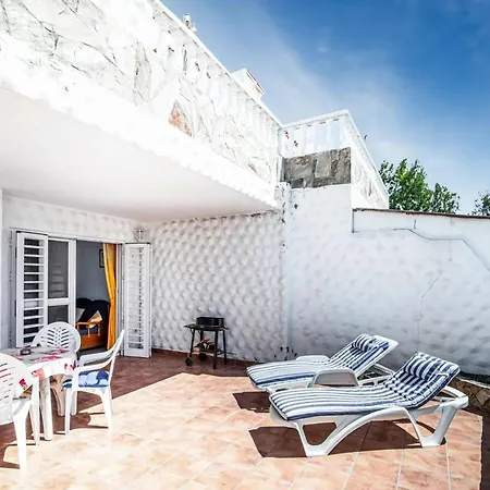 Near The With A Huge Terrace Patio, Wifi And Parking Apartamento Costa Calma