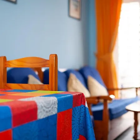 Near The With A Huge Terrace Patio, Wifi And Parking Apartamento